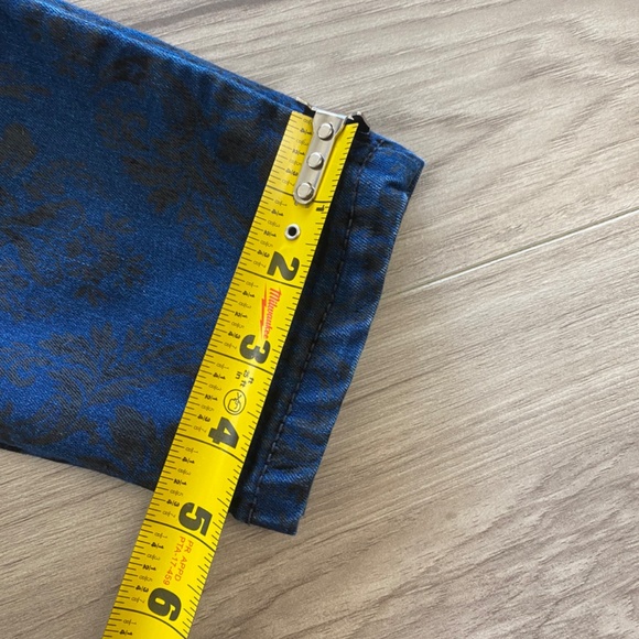 Free People Black Floral Background Jeans - 25 - Picture 12 of 13